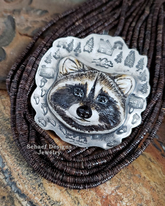 Schaef Designs Schaef Designs Raccoon & Sterling silver Cabin theme pendant | Arizona 