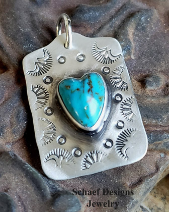 Old Fred Harvey Style stamped sterling silver & turquoise heart dog tag pendant | Arizona 