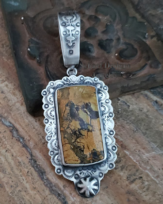 Yellow turquoise & sterling silver Southwestern Pendant | Arizona 