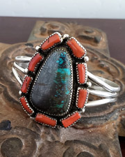 Schaef Designs Pastel Morrisonite Black Silver 3 Stone Totem Pendant | Arizona